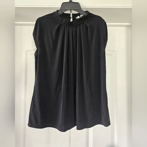 Black Sleeveless Blouse Size Medium